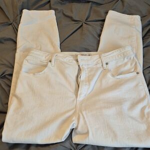 Abercrombie & Fitch The Super Skinny Ankle High Rise White Jeans Size 12 R